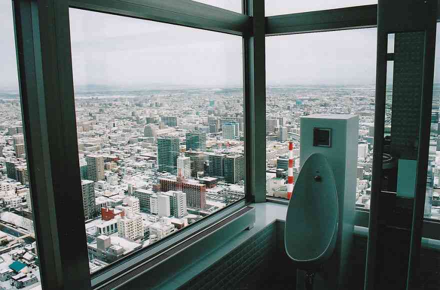 amazing toilet views around the world 112 880