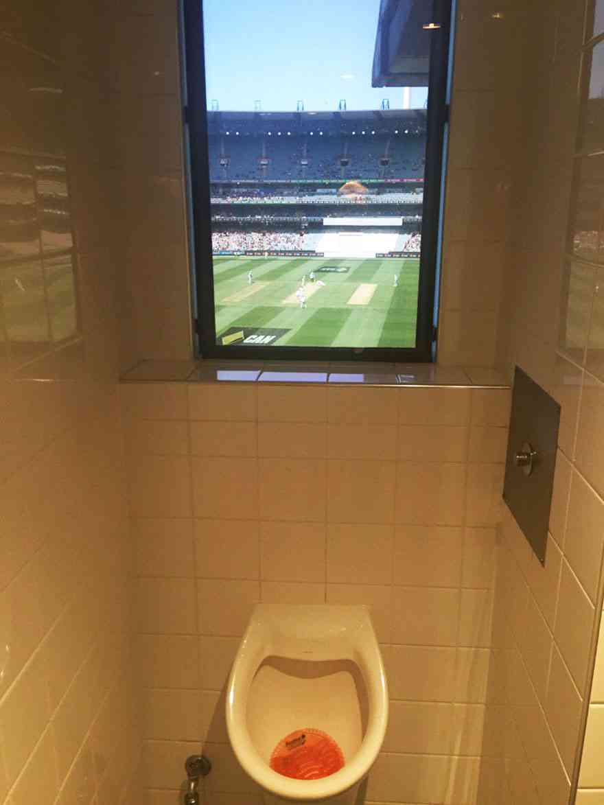 amazing toilet views around the world 81 880