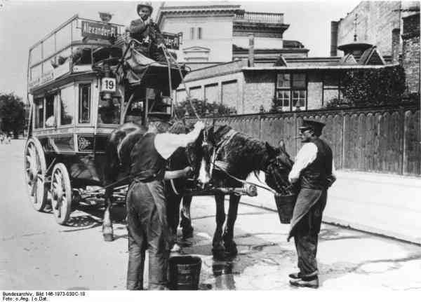 bundesarchiv bild 146 1973 030c 18 pferdeomnibus berlin